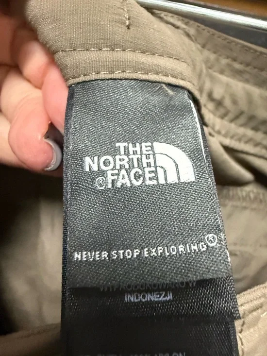 The North Face Women’s Capri Pants Brown Nylon Outdoor Hiking Size 8 - Picture 2 of 5